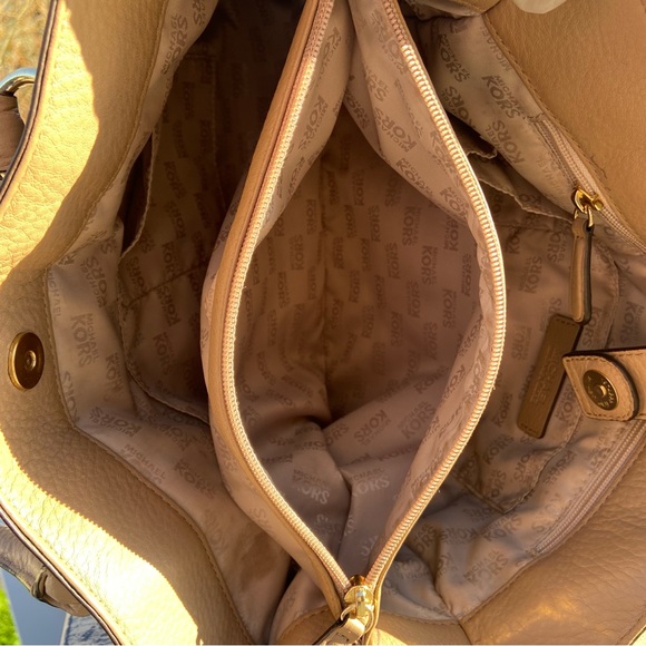 Michael Kors Hamilton East West Beige Leather Satchel Chain Strap Tote - Picture 10 of 16